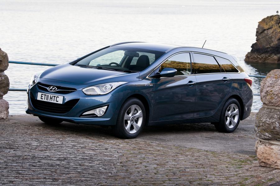  Hyundai i40 Station Wagon Blue Drive 2011 года  (UK) (фото 35 из 53)